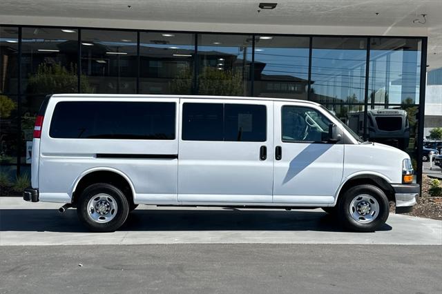 2024 Chevrolet Express Passenger RWD 3500 Extended Wheelbase LT