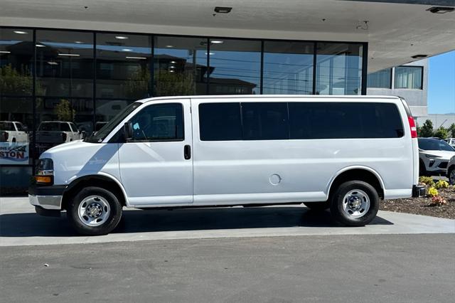 2024 Chevrolet Express Passenger RWD 3500 Extended Wheelbase LT