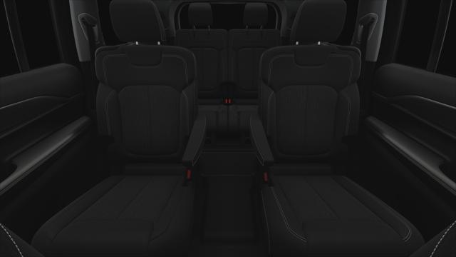 2025 Jeep Grand Cherokee GRAND CHEROKEE L LAREDO X 4X4