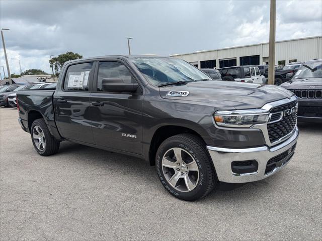 2025 RAM Ram 1500 RAM 1500 TRADESMAN CREW CAB 4X2 57 BOX