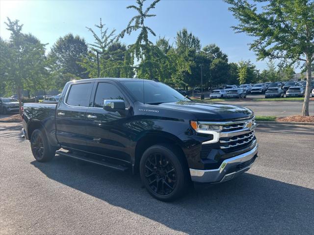 2022 Chevrolet Silverado 1500 4WD Crew Cab Short Bed LTZ