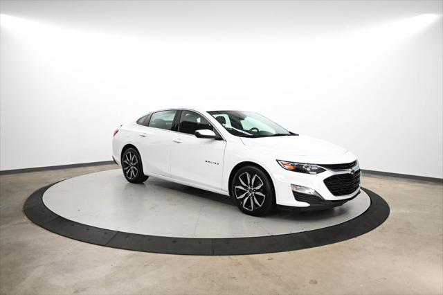 2023 Chevrolet Malibu FWD RS