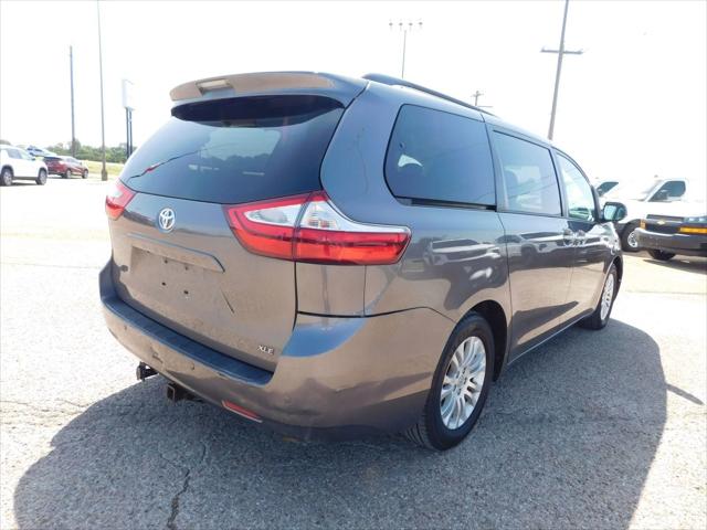 2017 Toyota Sienna XLE 7 Passenger