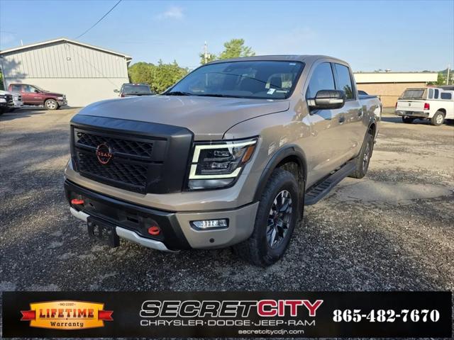 2023 Nissan TITAN Crew Cab PRO-4X 4x4