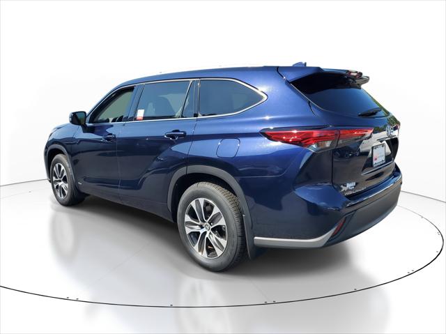 2022 Toyota Highlander Hybrid XLE