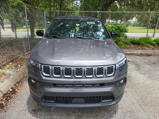 2024 Jeep Compass Latitude Lux FWD