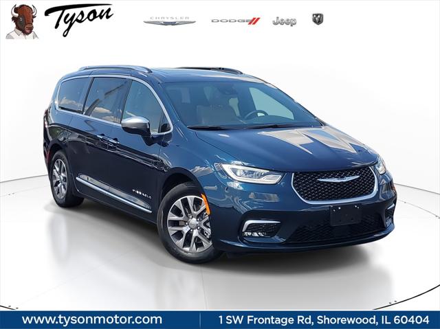 2022 Chrysler Pacifica Hybrid Pinnacle