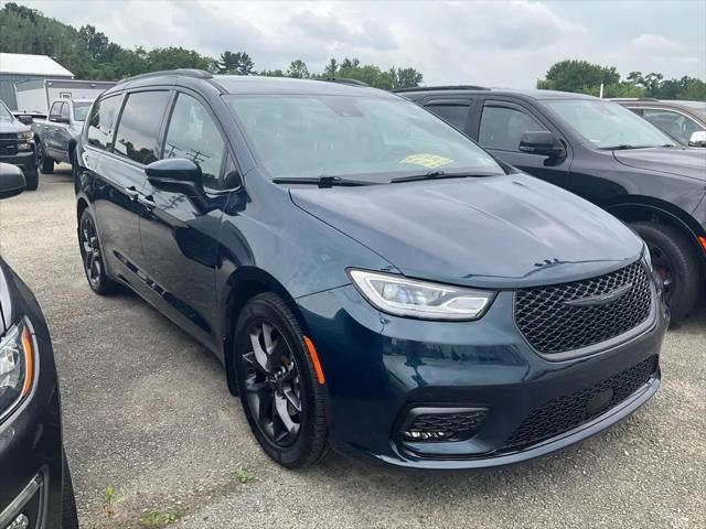 2021 Chrysler Pacifica Touring