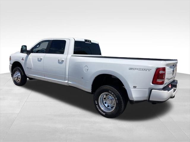 2024 RAM 3500 Big Horn Crew Cab 4x4 8 Box