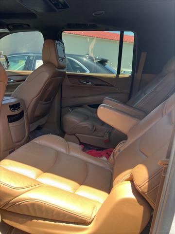 2017 Cadillac Escalade ESV Platinum