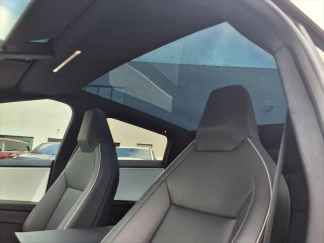 2024 Tesla Cybertruck Cyberbeast