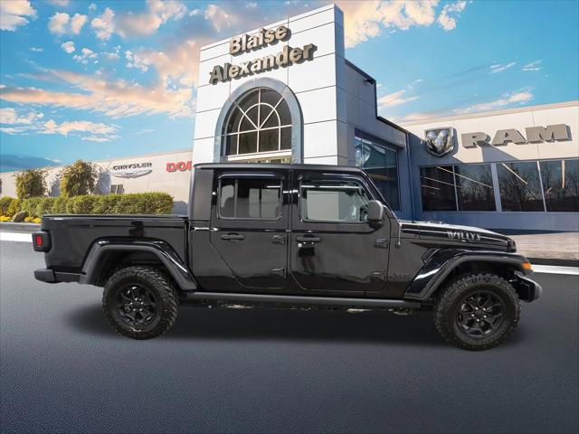 2022 Jeep Gladiator Willys Sport 4x4
