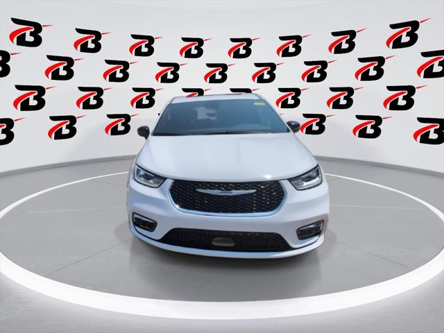 2025 Chrysler Pacifica PACIFICA SELECT