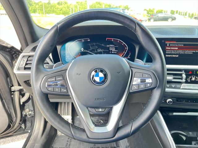 2022 BMW 330i 330i