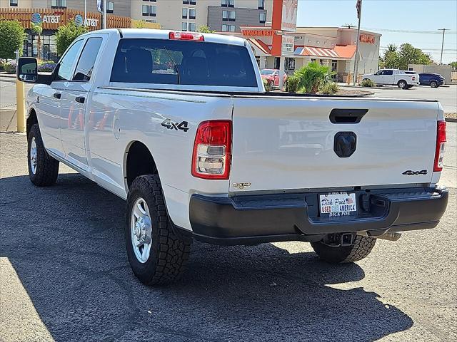 2024 RAM 3500 Tradesman Crew Cab 4x4 8 Box