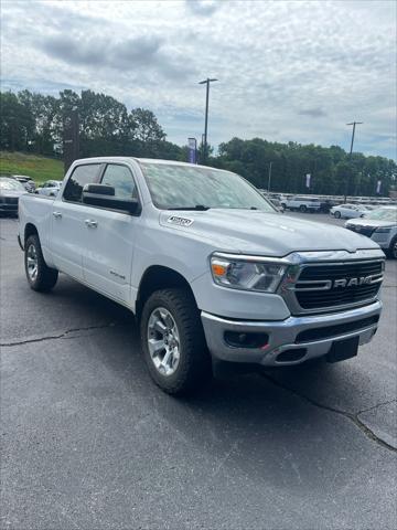 2019 RAM 1500 Big Horn/Lone Star Crew Cab 4x4 57 Box
