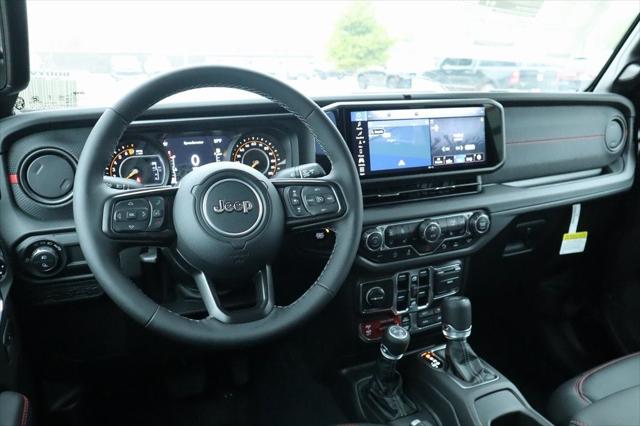 2025 Jeep Gladiator GLADIATOR RUBICON X 4X4