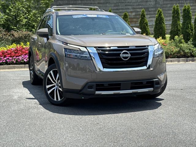 2023 Nissan Pathfinder Platinum 4WD