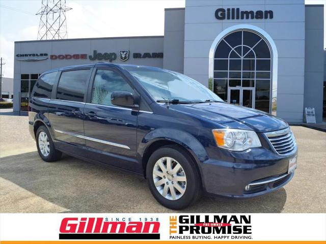 2014 Chrysler Town and Country Touring
