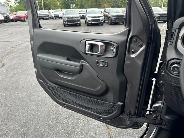 2025 Jeep Wrangler 4-Door Willys 4x4