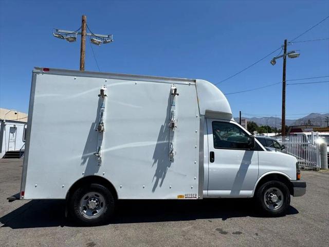 2010 Chevrolet Express Cutaway Work Van