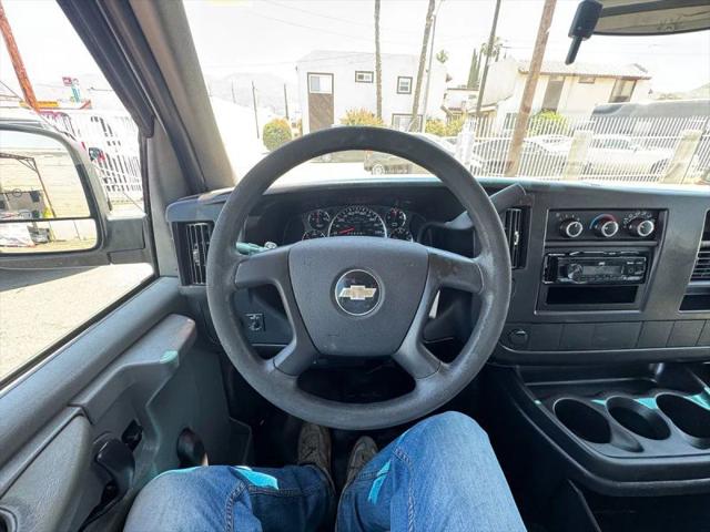 2010 Chevrolet Express Cutaway Work Van