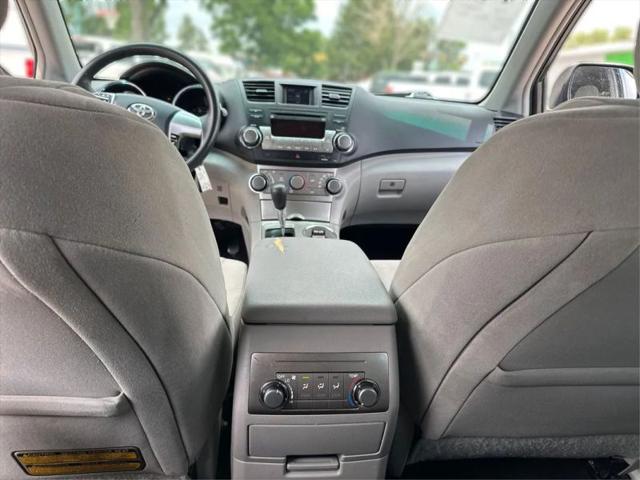 2011 Toyota Highlander Base V6
