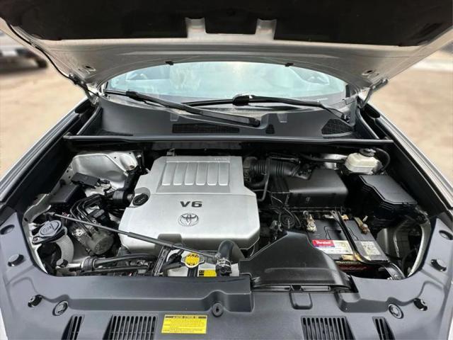 2011 Toyota Highlander Base V6