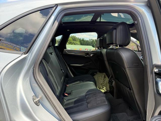 2019 Porsche Macan Base