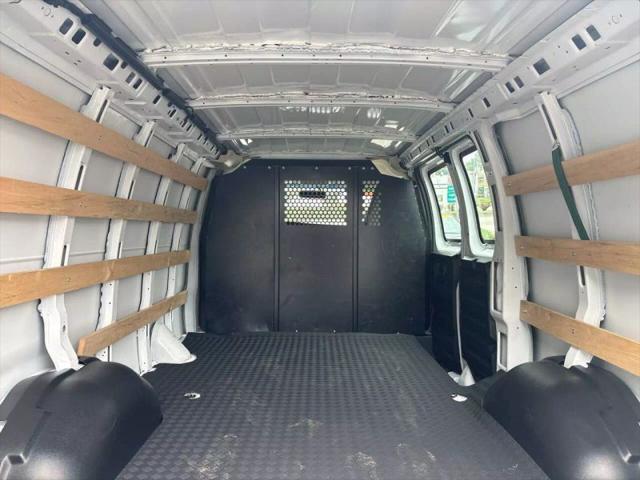 2023 Chevrolet Express Cargo Van RWD 2500 Regular Wheelbase WT