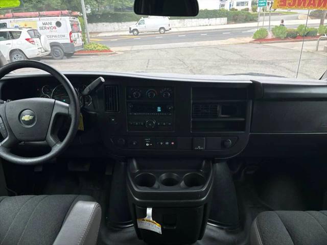 2023 Chevrolet Express Cargo Van RWD 2500 Regular Wheelbase WT