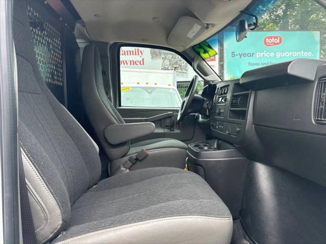 2023 Chevrolet Express Cargo Van RWD 2500 Regular Wheelbase WT