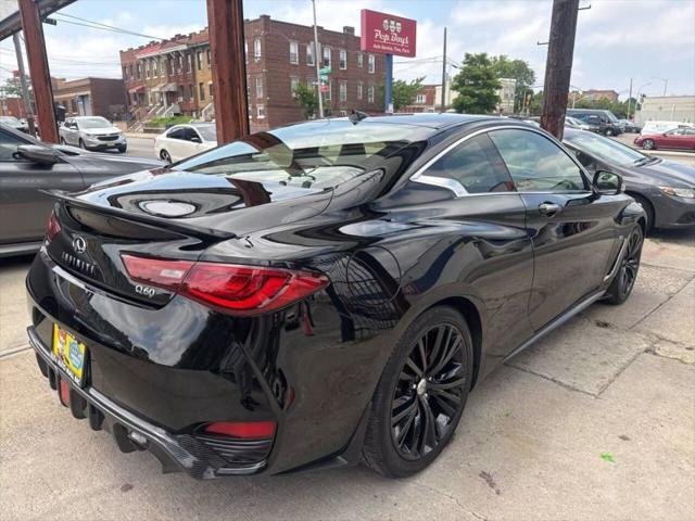 2018 INFINITI Q60 3.0t LUXE