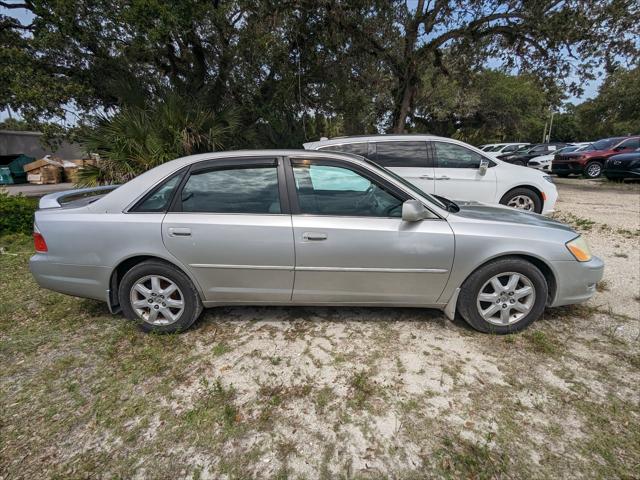 2004 Toyota Avalon XL