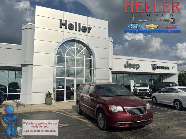 2016 Chrysler Town and Country Touring