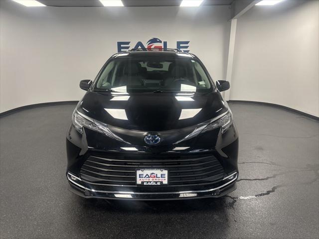 2021 Toyota Sienna XLE 2021 Toyota Sienna XLE