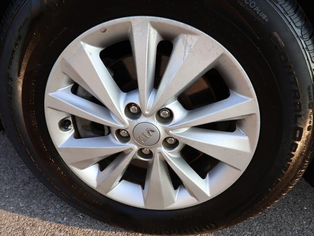 2016 Kia Sedona LX