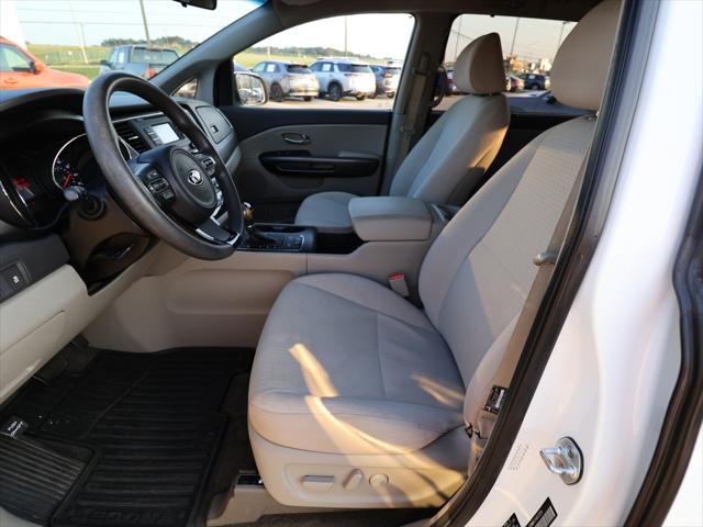2016 Kia Sedona LX