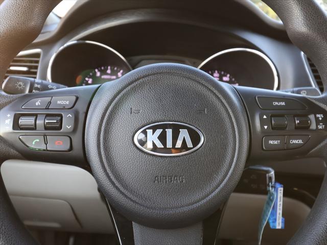 2016 Kia Sedona LX