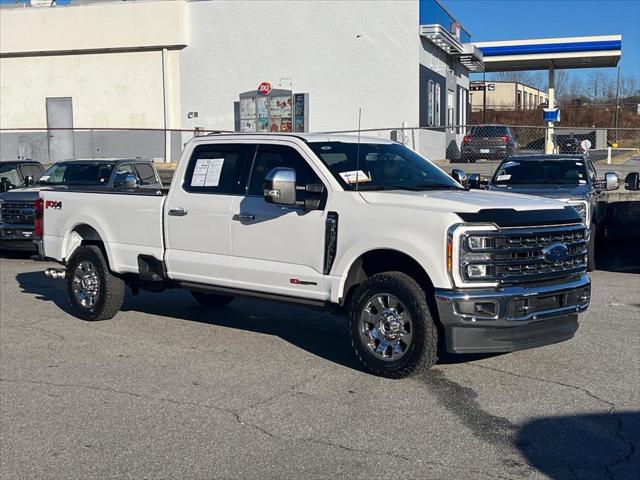 2023 Ford F-350 LARIAT