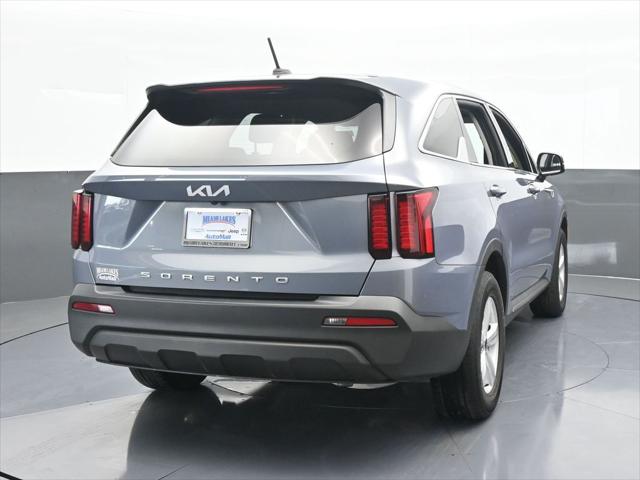 2022 Kia Sorento LX
