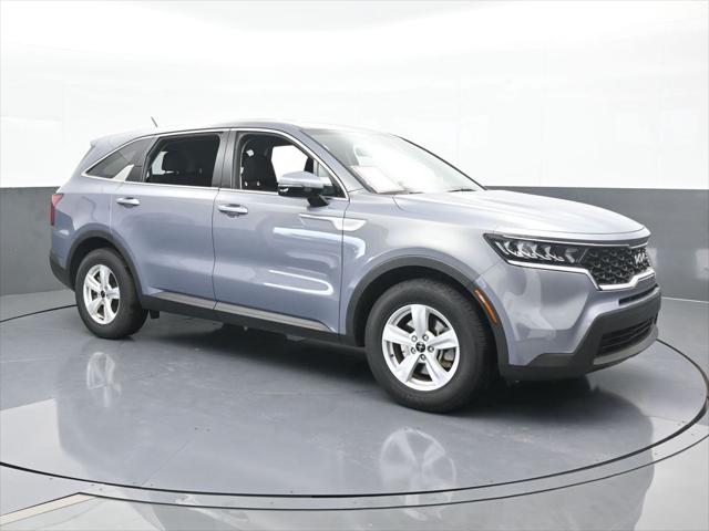 2022 Kia Sorento LX