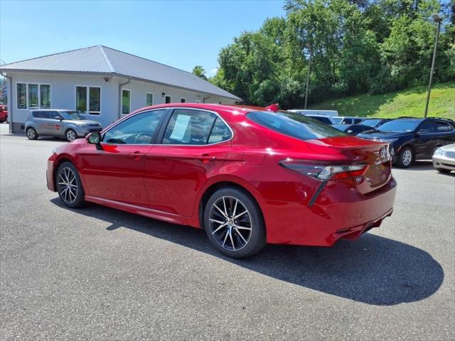 2021 Toyota Camry SE