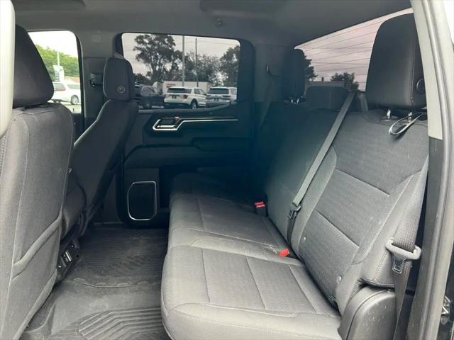2023 Chevrolet Silverado 1500 4WD Crew Cab Short Bed RST
