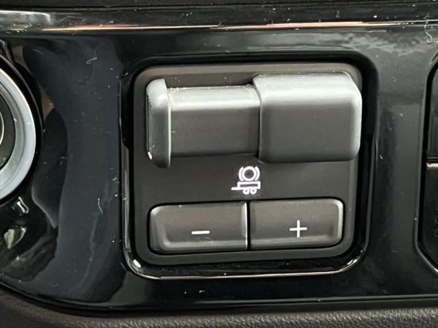 2023 Chevrolet Silverado 1500 4WD Crew Cab Short Bed RST