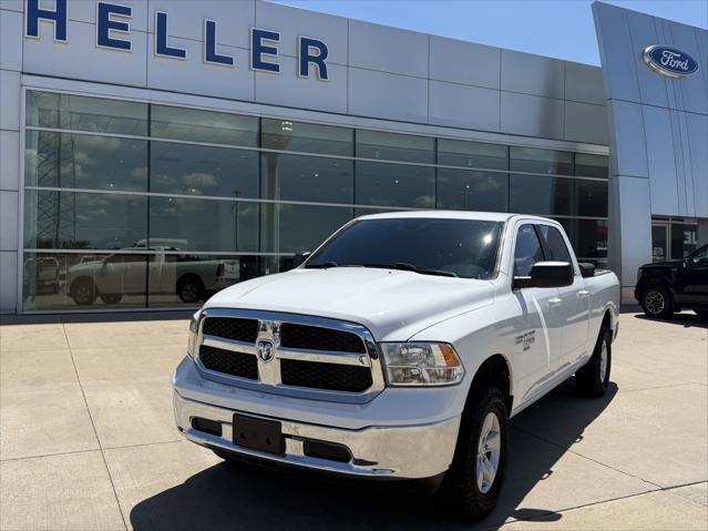 2019 RAM 1500 Classic SLT Crew Cab 4x4 64 Box