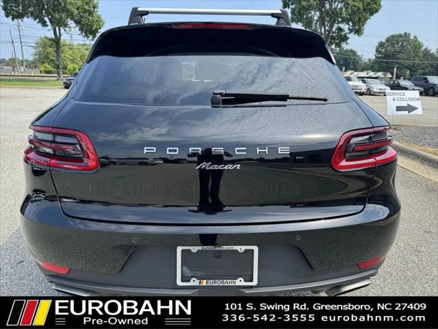 2017 Porsche Macan Standard