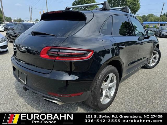 2017 Porsche Macan Standard