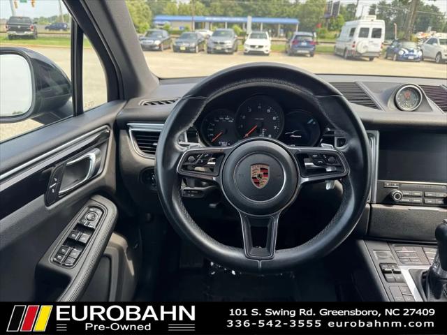 2017 Porsche Macan Standard