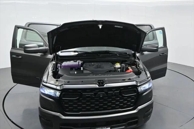2025 Ram 1500 Tradesman Crew Cab 4x4 57 Box